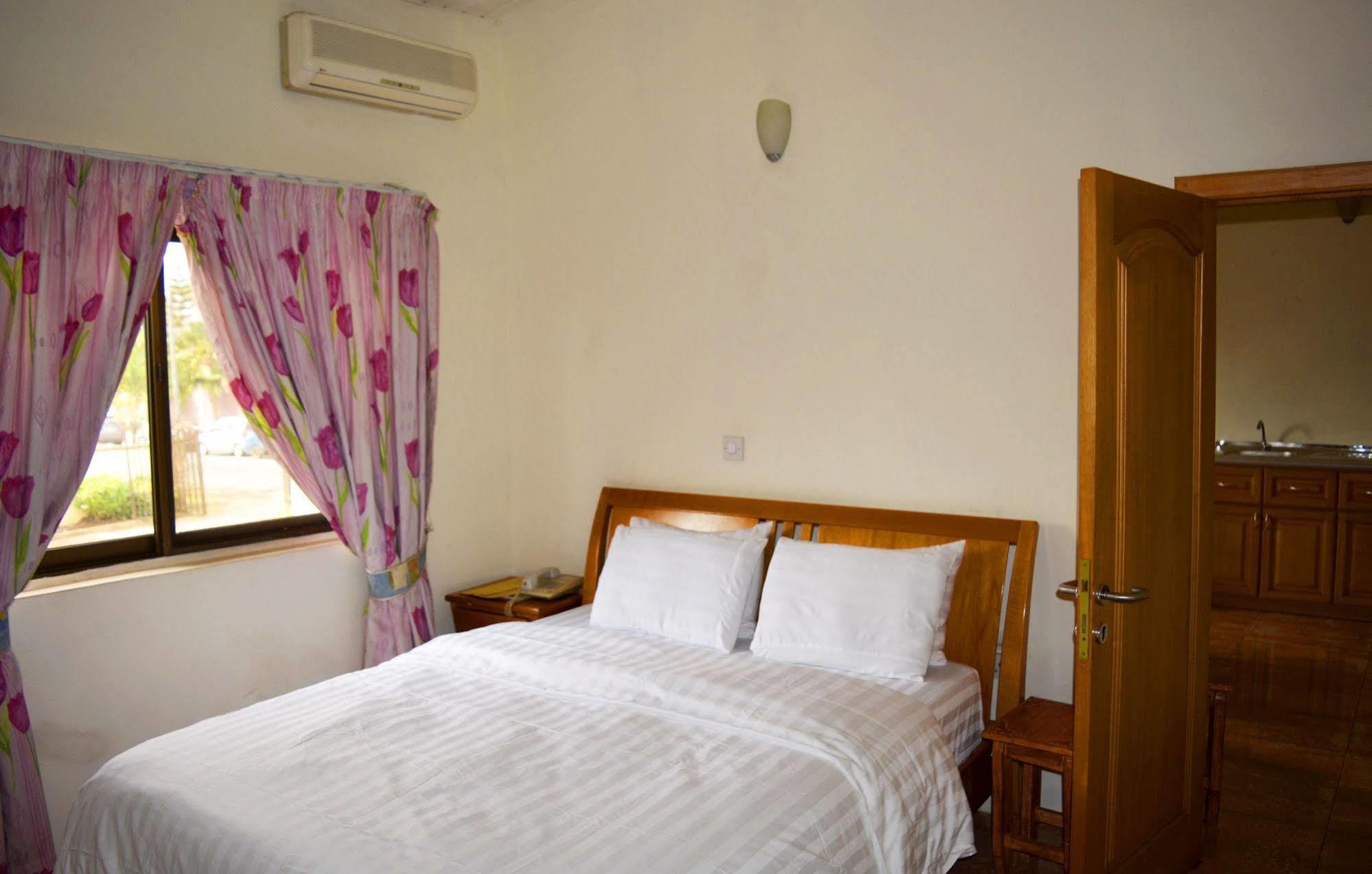 Hotel Georgia Accra Luaran gambar